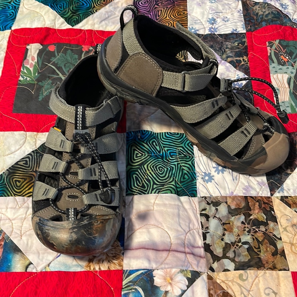 COPY - Keens sandals